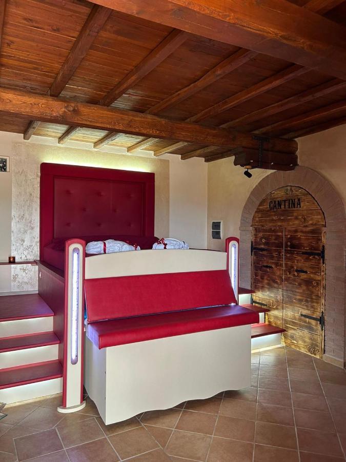 Agriturismo Albarosa-Terre Dell'Amore 마리나디그로세토 외부 사진