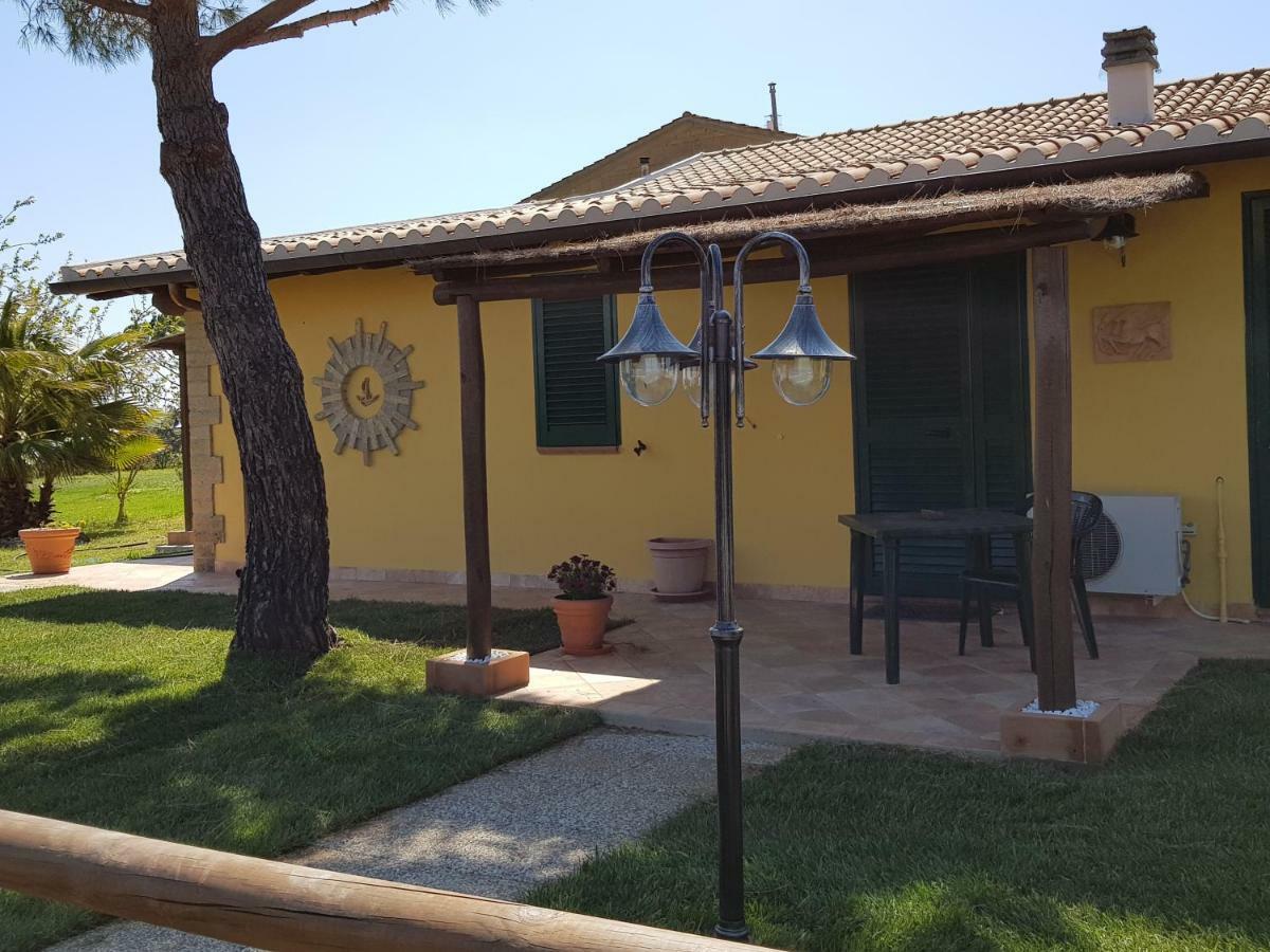 Agriturismo Albarosa-Terre Dell'Amore 마리나디그로세토 외부 사진